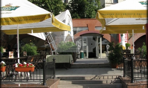 Продажа коммерческой недвижимости по адресу ЦАО,  м. Театральная,  ул. Театральная площадь, дом 5с3, объявление №АЕ772