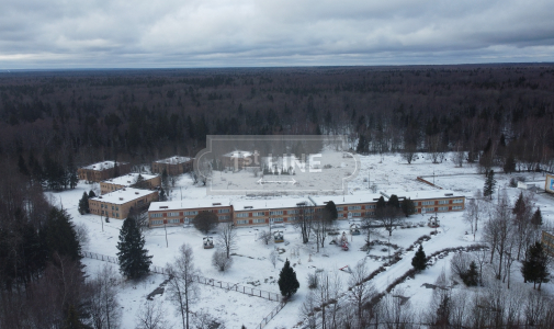 Продажа коммерческой недвижимости по адресу Московская область, Клин городской округ, Подоистрово деревня. Продажа имущественного комплекса. В состав комплекса входит имущество в составе 20-ти объектов, в том числе земельный участок площадью 162 000 кв.м., объявление №КН3058