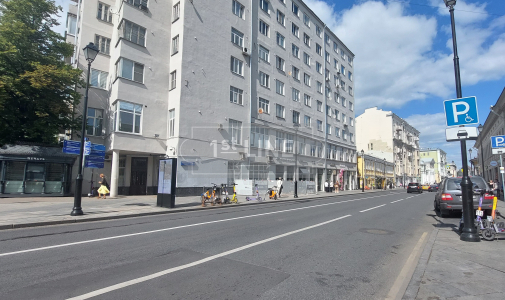Продажа коммерческой недвижимости по адресу г. Москва, ЦАО, метро «Китай-город», ул. Покровка, д. 7/9-11 к.1. Продажа готового арендного бизнеса., объявление №РС3061