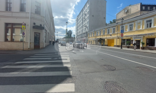 Продажа коммерческой недвижимости по адресу г. Москва, ЦАО, метро «Китай-город», ул. Покровка, д. 7/9-11 к.1. Продажа готового арендного бизнеса., объявление №РС3061